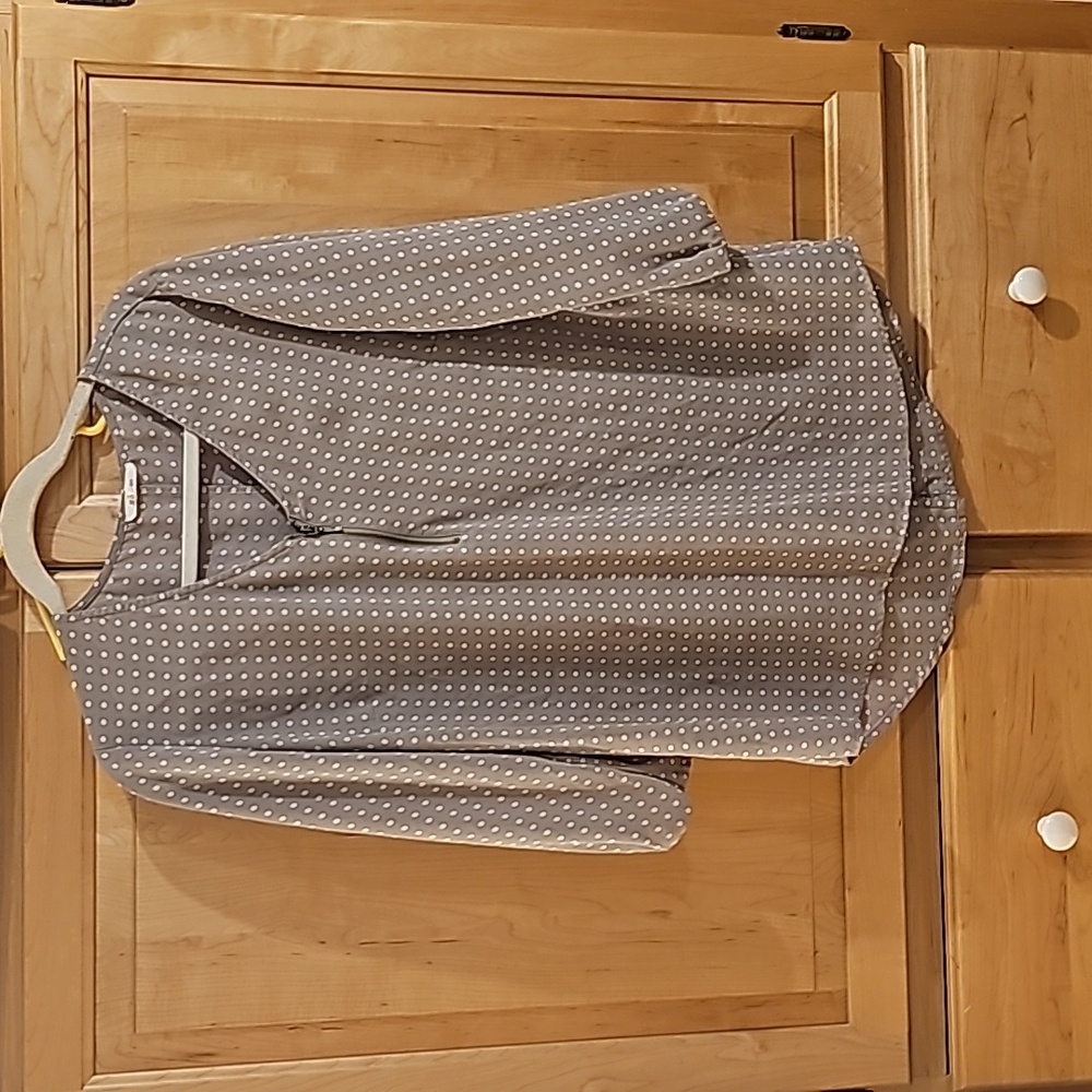 Maurice's 3/4 length top, size large .. taupe!